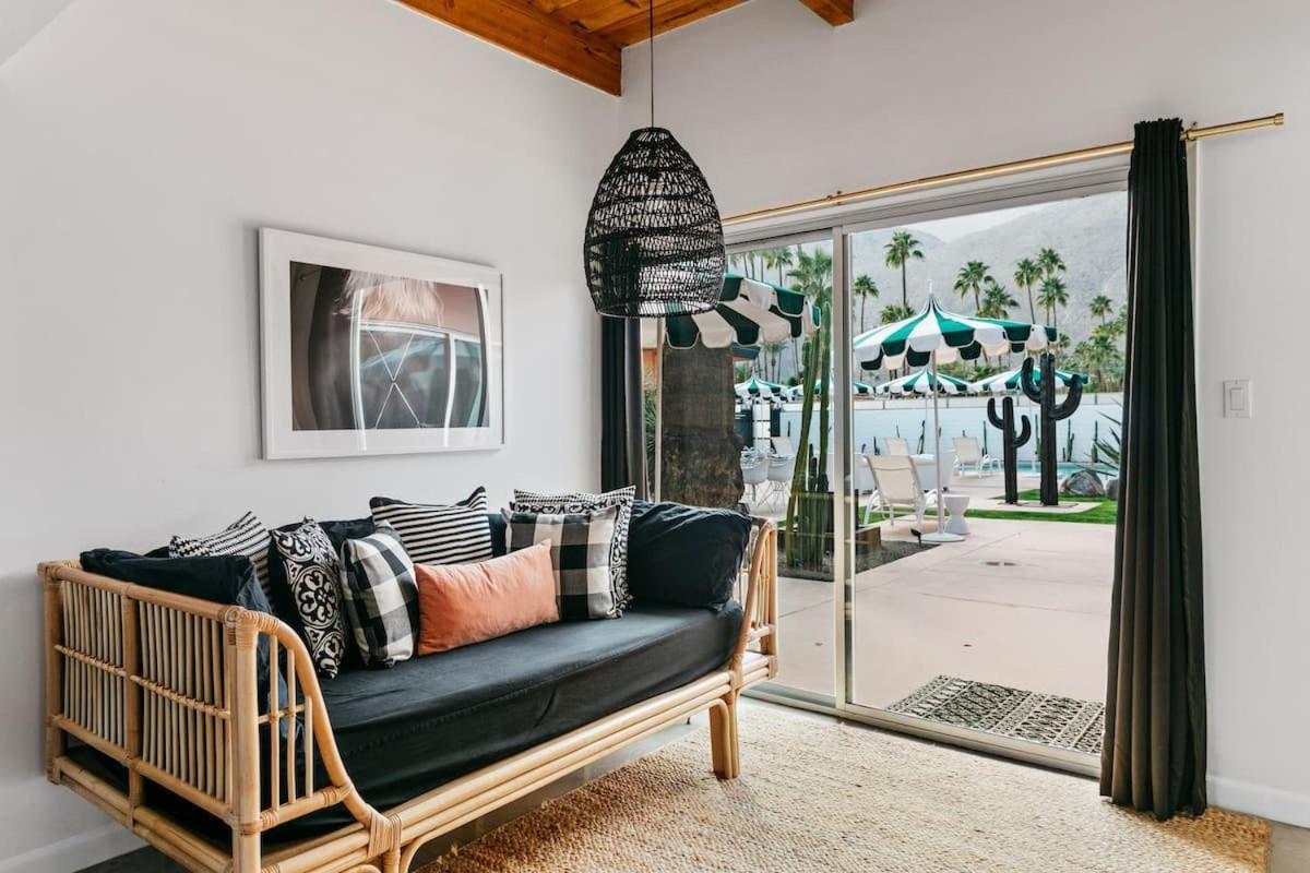 The Marley Hotel By Avantstay Classic Palm Springs Hotel W Pool Hot Tub Екстериор снимка