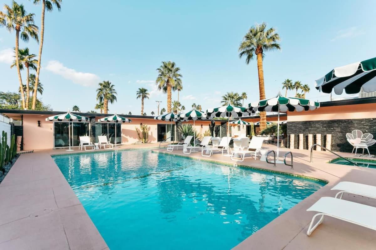 The Marley Hotel By Avantstay Classic Palm Springs Hotel W Pool Hot Tub Екстериор снимка