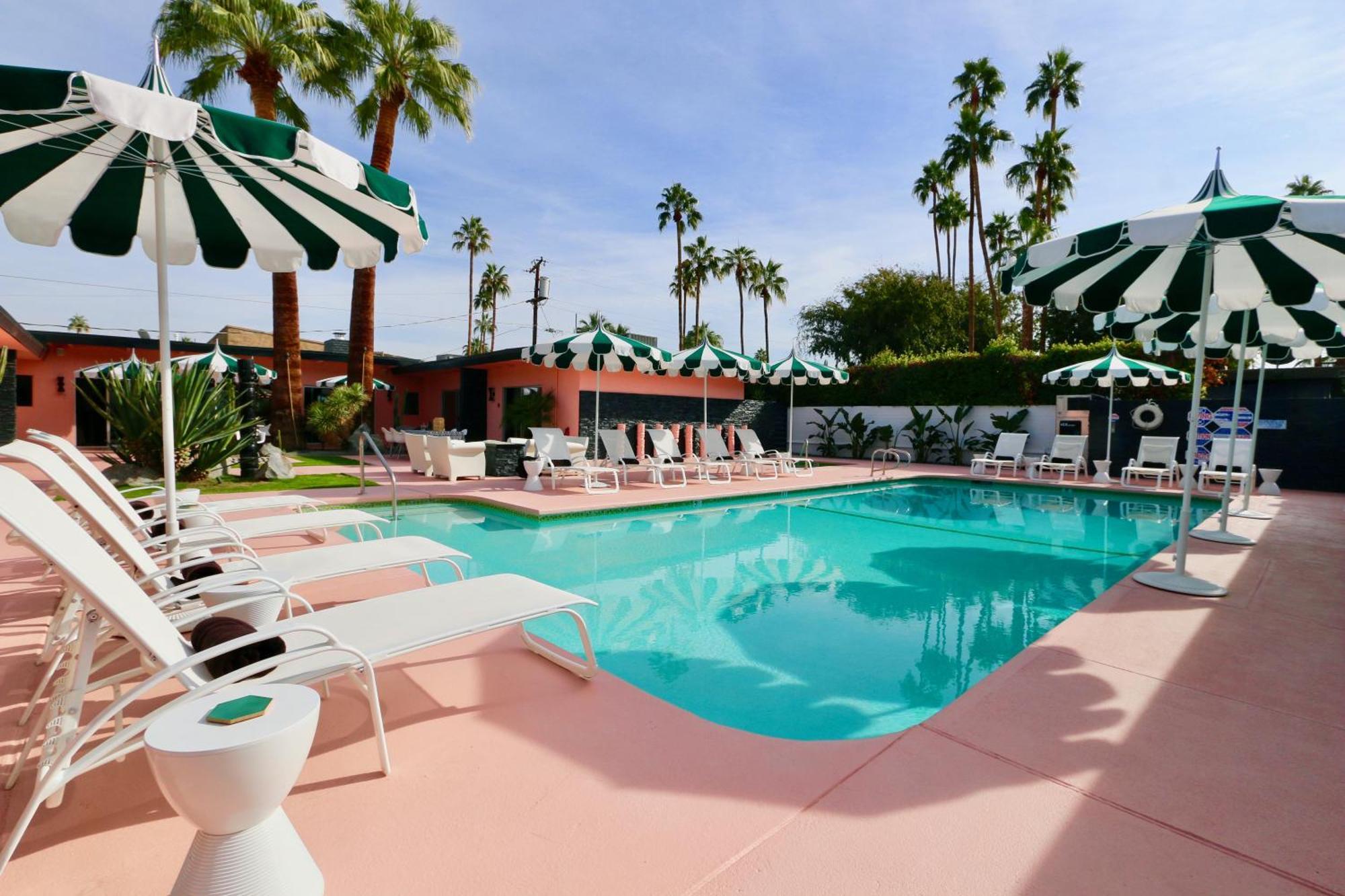 The Marley Hotel By Avantstay Classic Palm Springs Hotel W Pool Hot Tub Екстериор снимка